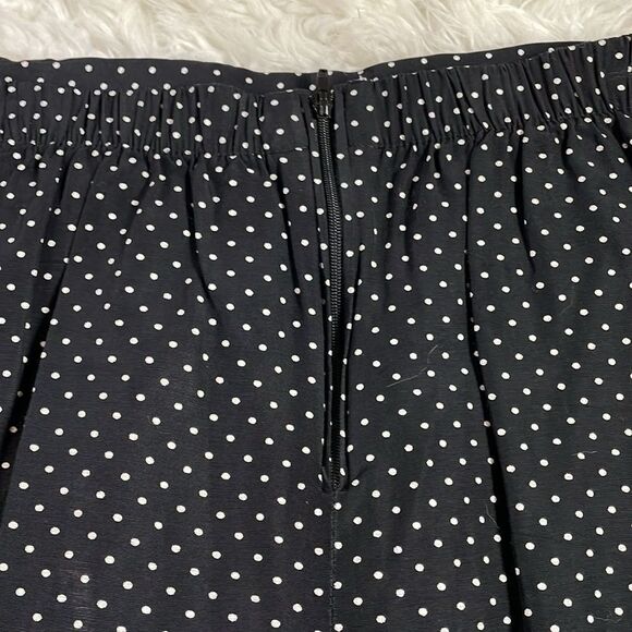 Ladies Petite Polka Dot Pencil Mini Skirt, Size Medium, Black White Polka Dots - Picture 7 of 7
